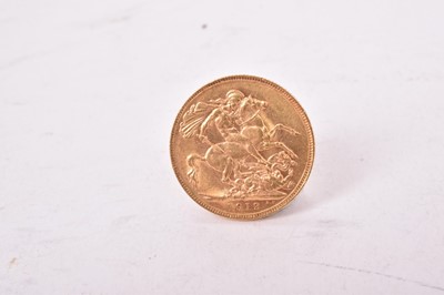 Lot 530 - G.B. Gold Sovereign George V 1912P VF (1 coin)