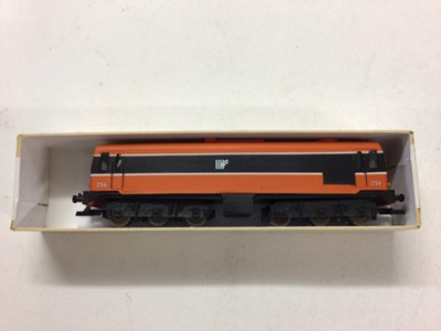 Lot 102 - Silver Fox Models 00 gauge  A class diesel, Irish Rail 056, Lima Class 45xx Small Prairie 4589, GWR green, 205111MW