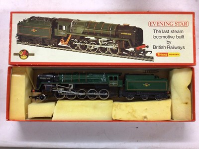 Lot 65 - Triang Hornby OO gauge locomotive ( the last steam engine built by BR) 0-10-0 "Evening Star" and tender 92220, R861, Hornby locomotives LMS maroon 2-6-4 Class 4P locomotive 2312, R299, BR black 2-6...