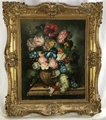 Lot 51 - L.S. Martin oil on wood board - Still life of summer blooms, signed, in ornate gilt frame, 40cm x 50cm, 62cm x 72cm overall