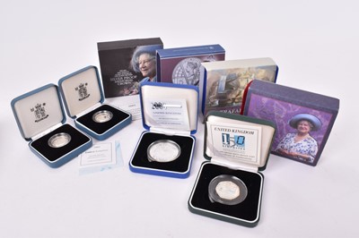 Lot 404 - G.B. - Royal Mint silver proof coinage to include £5's Queen Elizabeth The Queen Mother 2000, Victorian Anniversary 2001, Queen Mother Centenary 2002, Trafalgar 2005, £1's 2000, 2001, 2002 and 50p...