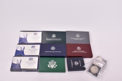 Lot 414 - U.S.A. - Mixed coinage to include silver commemorative Dollars, Half Dollars and other issues to include proof sets (Qty)