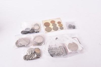 Lot 434 - G.B. - Mixed coinage to include silver Crowns George IV 1821 VG, George V 1935 EF, pre 1920 silver estimated face value £1.40, Maundy oddments Victoria JH Penny 1892 GVF, Edward VII Four Pence 1907...