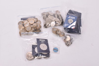 Lot 442 - G.B. - Mixed 21st century commemorative base metal coins £5's, £2's, £1's and 50p's to include Kew Gardens 50p 2009 with colour enhanced reverse (Qty)