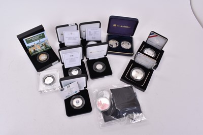 Lot 443 - World - Mixed silver coinage to include G.B. Victoria JH Crown AF, .999 silver £2 UNC, U.S.A proof silver Dollars 'Apollo 11 50th Anniversary Commemorative' 2019 x 2, Jersey proof £2 'Sandringham H...