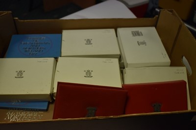 Lot 484 - G.B. - Royal Mint proof sets to include 1972 x 5, 1973, 1974 x 3, 1975 x 3, 1976 x 3, 1977 x 2, 1978, 1979, 1980, 1981, 1982 and in red leather cases - 1990 x 2, 1991, 1993, 1994, 1995, 1998, 1999,...