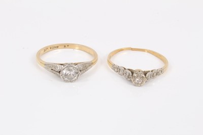 Lot 399 - 18ct gold diamond single stone ring and one other (2)