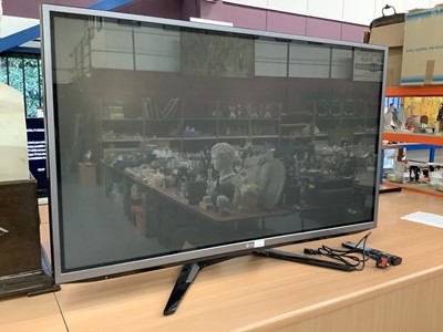 Lot 1 - LG 50" TV with remote control