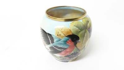 Lot 1322 - Stephen Smith limited edition porcelain Bullfinches with Brambles vase, 170318, no 7/25, boxed (original cost £750)