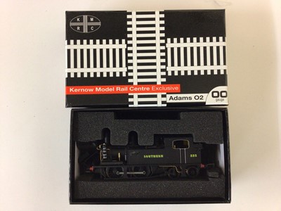 Lot 1879 - Kernow OO gauge Southern black Adams O2 Tank pull-push 225, K2105 & Southern black Beattie Well Tank 3329, K2054, both boxed (2)