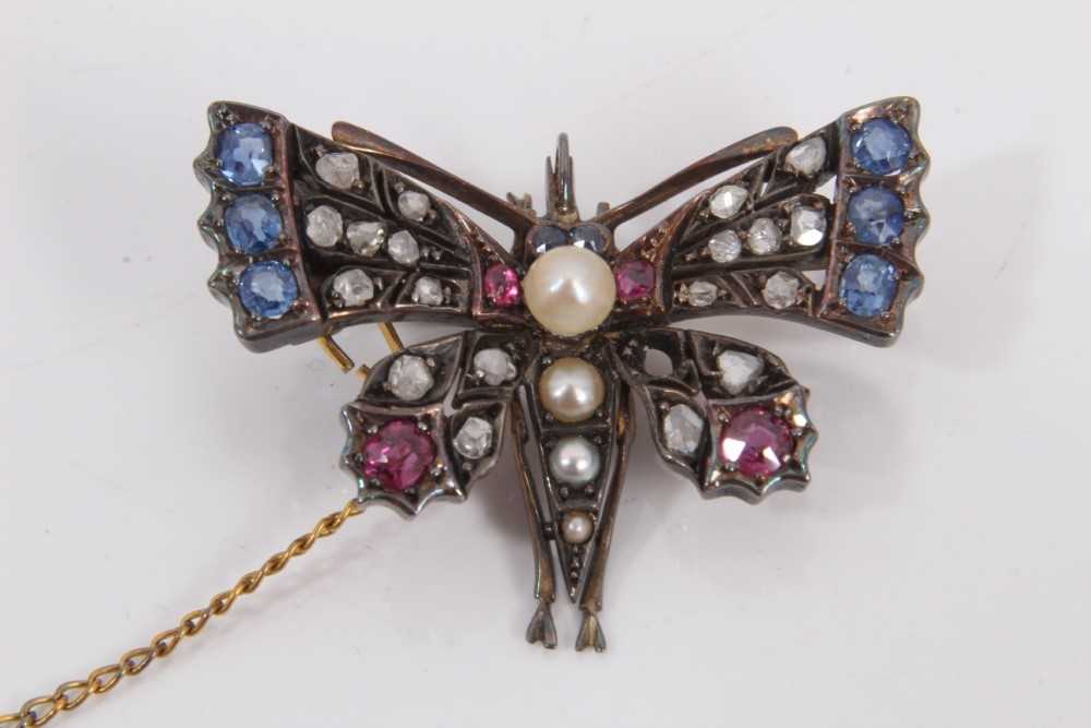Lot 110 - Edwardian multi gem set butterfly brooch