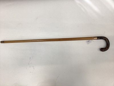 Lot 2618 - 1930s Malacca walking cane with tortoiseshell handle and 9ct gold collar with engraved initials (London 1930), 87.5cm overall length