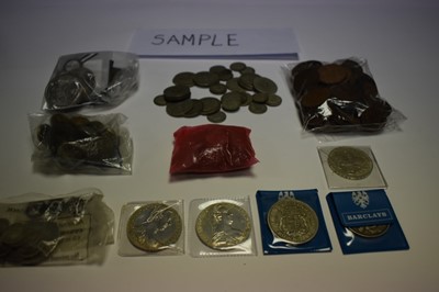 Lot 542 - World - Mixed coinage to include Royal Mint silver proof Crowns 1972, 1977, 1981 (N.B. Cased with Certificates of Authenticity), silver Crowns Victoria JH 1889 AF, George V 1935 GEF, George VI 1937...