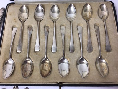 Lot 137 - Set of twelve silver teaspoons in fitted case, other silver flatware and silver handled cutlery