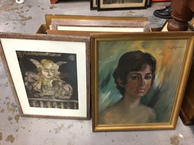 Lot 68 - Box of pictures