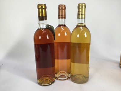 Lot 71 - Wine - twelve bottles, to include La Crema Pinot Noir 2013 (x4), pudding wines and others