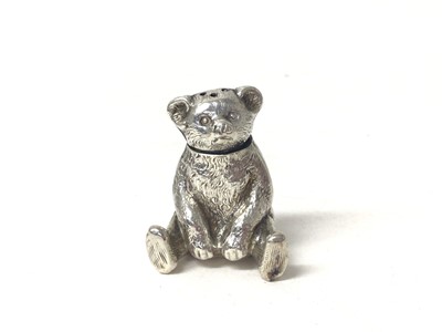 Lot 317 - Edwardian novelty silver pepperette in the form of a teddy bear, (Birmingham 1908 / 1909), maker William Vale & Sons
