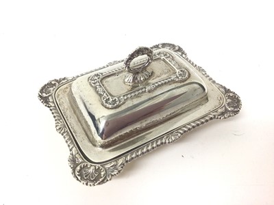 Lot 322 - George V silver miniature entree dish and cover,  (London 1913), maker Sibray & Co, 11cm in length.