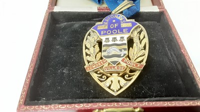 Lot 2596 - 1950's silver gilt Mayoress or Past Mayoress' neck badge for Poole, Dorset, 1956 - 1957 engraved to reverse, Mrs D. Wells Mayoress of Poole, Dorset, in case.