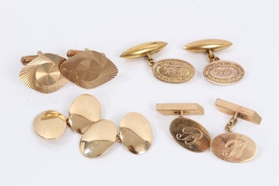 Lot 336 - Three pairs of 9ct gold cufflinks and one other pair