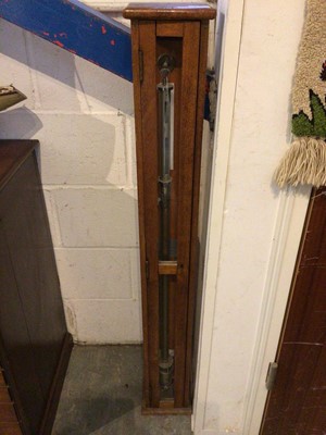 Lot 2689 - Vintage barometer in mahogany case.