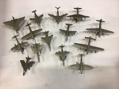 Lot 1958 - Unboxed selection of diecast model aeroplanes, some with certificates plus Atlas Edition models and others (Qty)