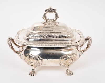 Lot 225 - Georgian silver entrée dish and cover