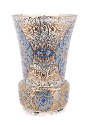 Lot 4 - Good quality enamelled glass vase