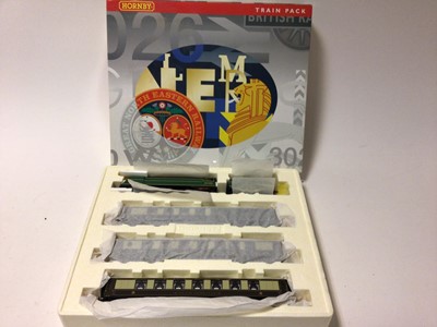 Lot 217 - Hornby OO gauge Limited Edition 1287/1500 The Bournemouth Belle serice train pack including SR green 4-6-2 West Country Battle of Britain Class locomotive and tender 21C159 with Pullman 1st Class P...