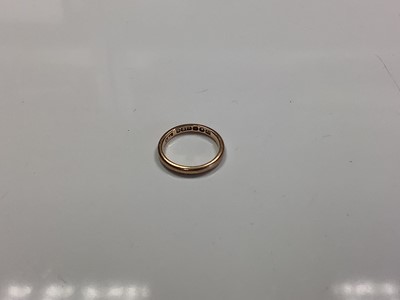 Lot 95 - 9ct gold wedding band, ring size L, together with a diamond three stone ring (one stone missing) and other gold and yellow metal jewellery.