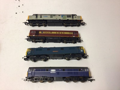 Lot 183 - Lima OO gauge locomotives including BR Railfreight Class 37 'Ripple Lane' 37892, Boxed L205228, EWS Class 73 Diesel 73131, boxed L204757, Mainline Blue Class 31 diesel 31407, boxed L204730 and BR b...