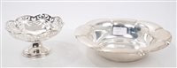 Lot 254 - Edwardian Silverer dish of circular form, with...