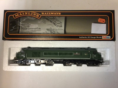 Lot 189 - Mainline OO guage locomotives including BR Green Type 4 1CO-CO1 Diesel locomotive D49, boxed 37-050, BR Blue with yellow ends Class 42 B-B Diesel Hydraulic locomtoive 827, boxed 37-063 and Type 4 B...