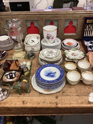 Lot 36 - Set of twelve Royal Doulton blue and white dinner plates with fish decoration, other ceramics including Aynsley and sundry items (qty)