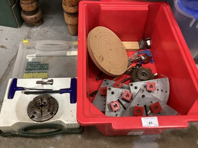 Lot 45 - Selection of tools including Record Power 4 jaw self centering chuck