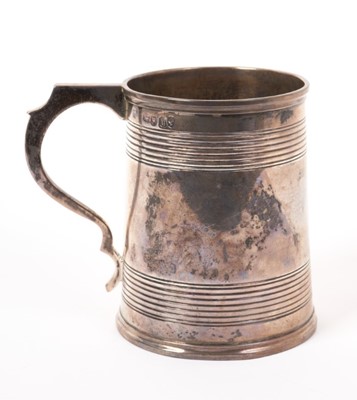 Lot 287 - Victorian silver christening mug and a cased Victorian silver christening knife, fork and spoon set