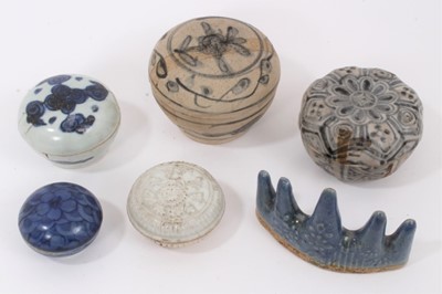 Lot 136 - Five Chinese porcelain boxes and a brush rest