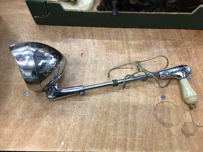 Lot 55 - American 1950s handheld police car spotlight