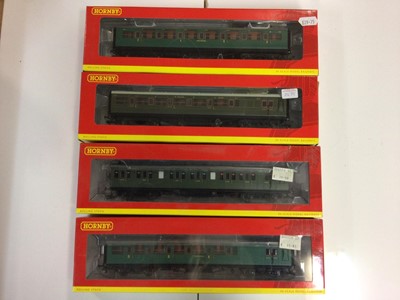 Lot 249 - Hornby OO gauge mixed lot of SR coaches (25)
