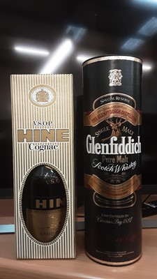 Lot 232 - Glenfiddich Special Reserve Pure Malt Whisky, together with Hine V.S.O.P. Cognac, both in original boxes