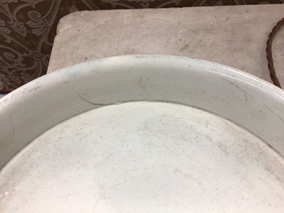Lot 153 - Pair of large early 19th century Wedgwood cache pots and stands, Provenance: Stour Lodge, Bradfield, Nr Manningtree, Essex
