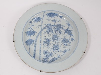 Lot 152 - Chinese blue and white dish