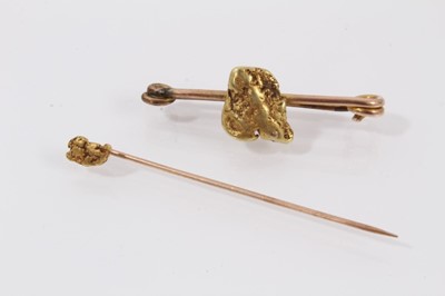 Lot 414 - Gold nugget brooch and stick pin