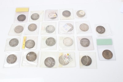 Lot 61 - India - Mixed late 19th century Victoria silver Rupees (N.B. Mixed dates & grades F to EF) (22 coins)