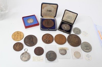 Lot 77 - World - Mixed commemorative Medallions to include G.B. silver Edward VII Coronation 1902 (Dia: 31mm), George V Silver Jubilee 1935 x 2 (Dia: 32mm), photography award dated 1893 (cased), copper Russ...