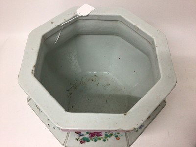 Lot 33 - 19th century Chinese famille rose jardinière