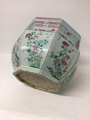 Lot 33 - 19th century Chinese famille rose jardinière