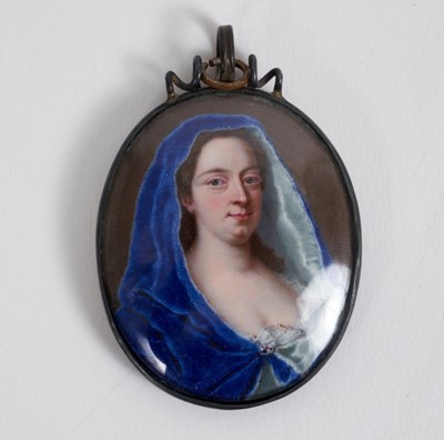 Lot 815 - Christian Friedrich Zincke (c.1685-1767) enamel portrait miniature, portrait of Lady Anne Furness, apparently unsigned, oval, 5 x 4cm, glazed frame with scroll cresting. NB: There is three-quarter...