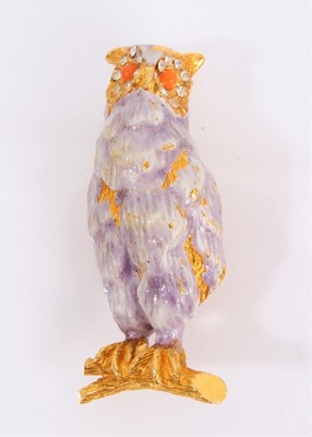 Lot 828 - Kenneth Lane enamelled gilt metal owl brooch, signed K.J.L to reverse, 5cm long