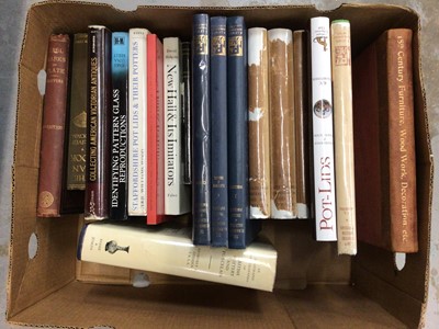Lot 45 - Box of arts and crafts and antique related books